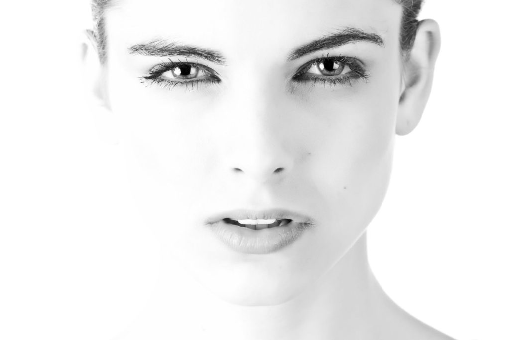 model face beautiful black and white 407035